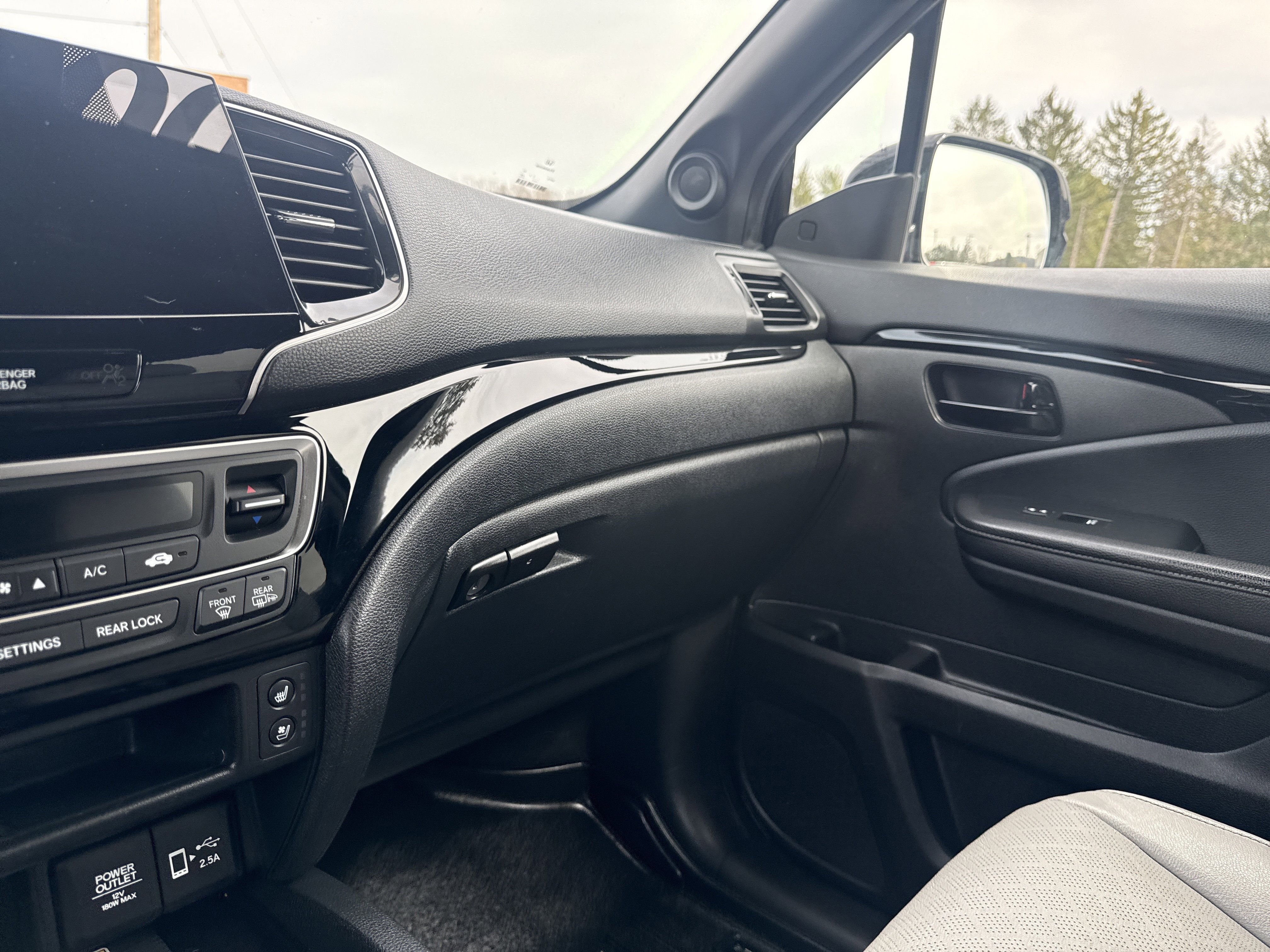 Used 2022 Honda Passport Elite image 21