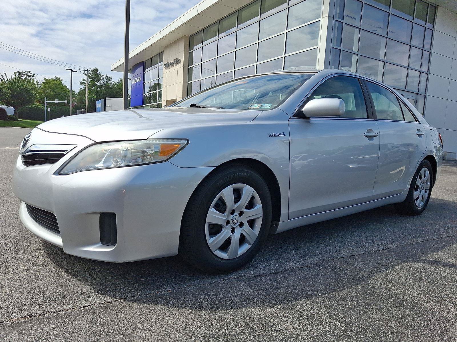 Used 2010 Toyota Camry Hybrid FWD image 3