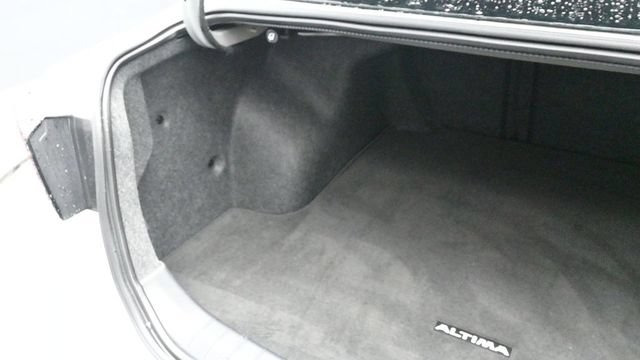 Used 2021 Nissan Altima 2.5 S FWD image 19