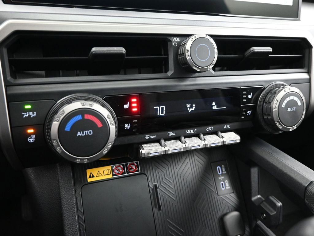 Used 2025 Toyota 4Runner TRD Off-Road Premium image 17