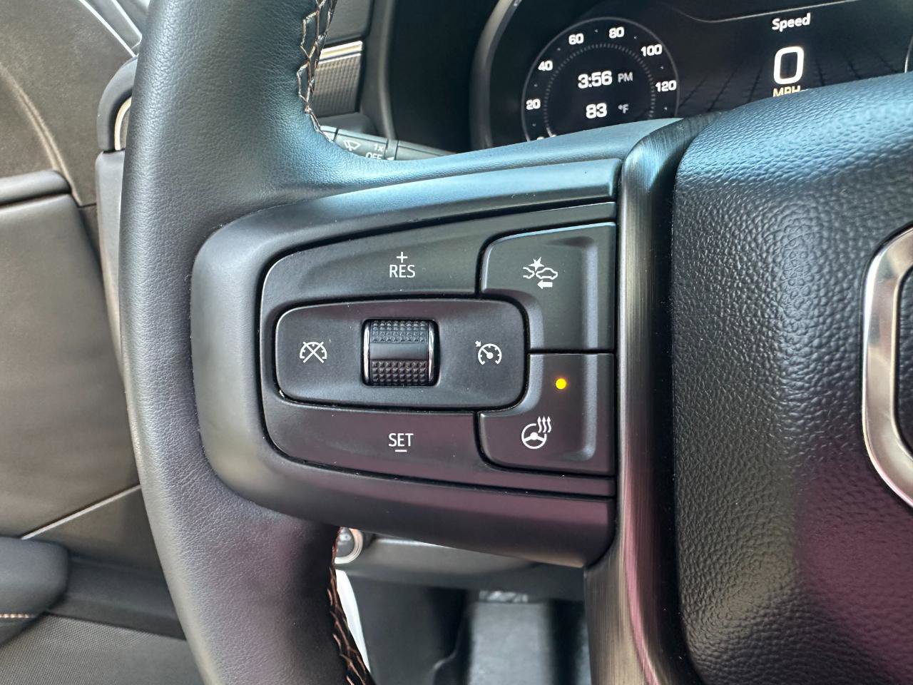 Used 2023 GMC Yukon XL AT4 image 45