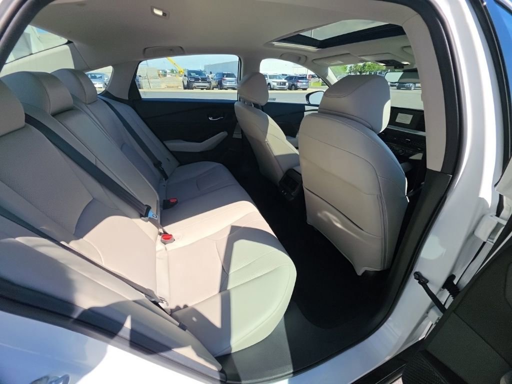 Used 2024 Honda Accord Touring image 31