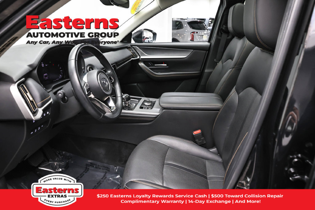 Used 2024 MAZDA CX-90 Plug-In Hybrid w/ Premium Pkg AWD/4WD image 15