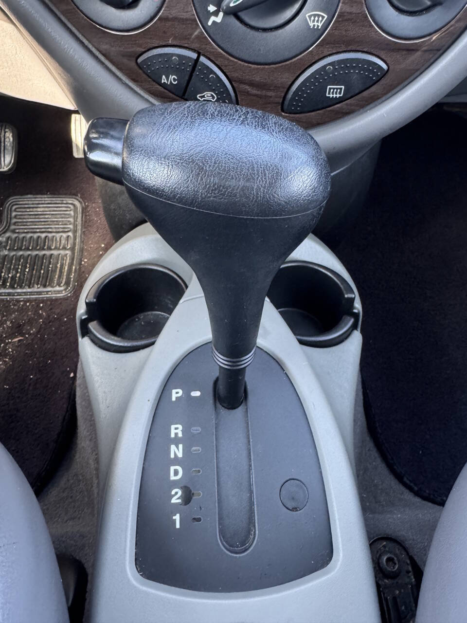 Used 2001 Ford Focus ZTS FWD image 16