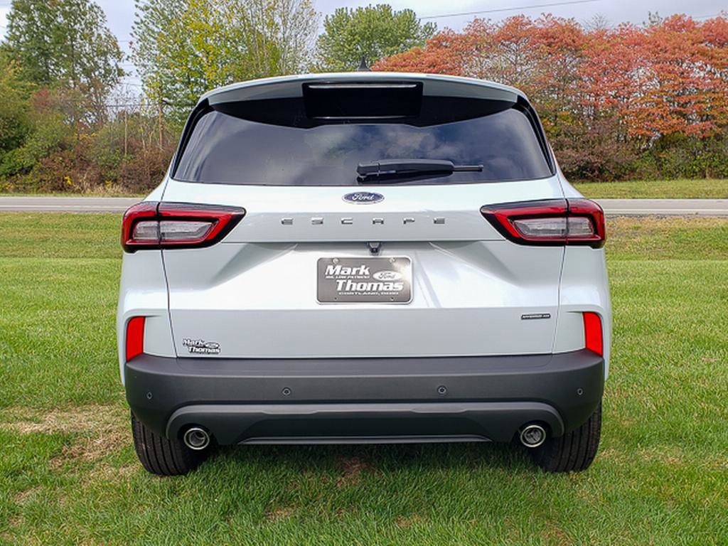 New 2026 Ford Escape ST-Line Select w/ Tech Pack #1 image 4
