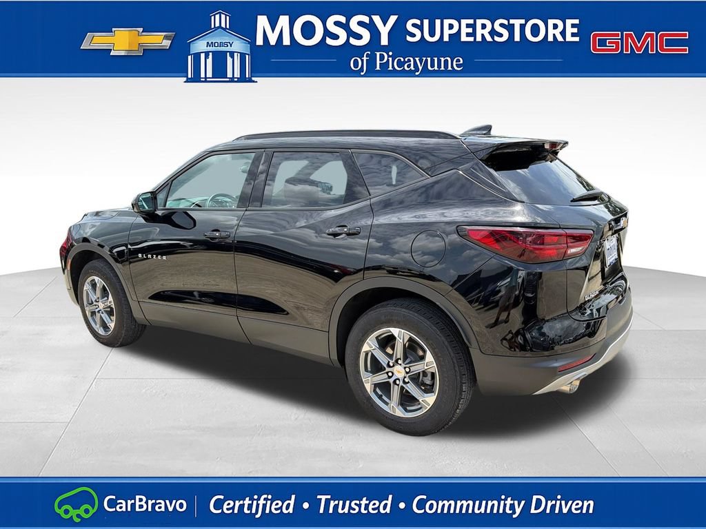 Certified 2024 Chevrolet Blazer LT w/ Convenience Package FWD video 4