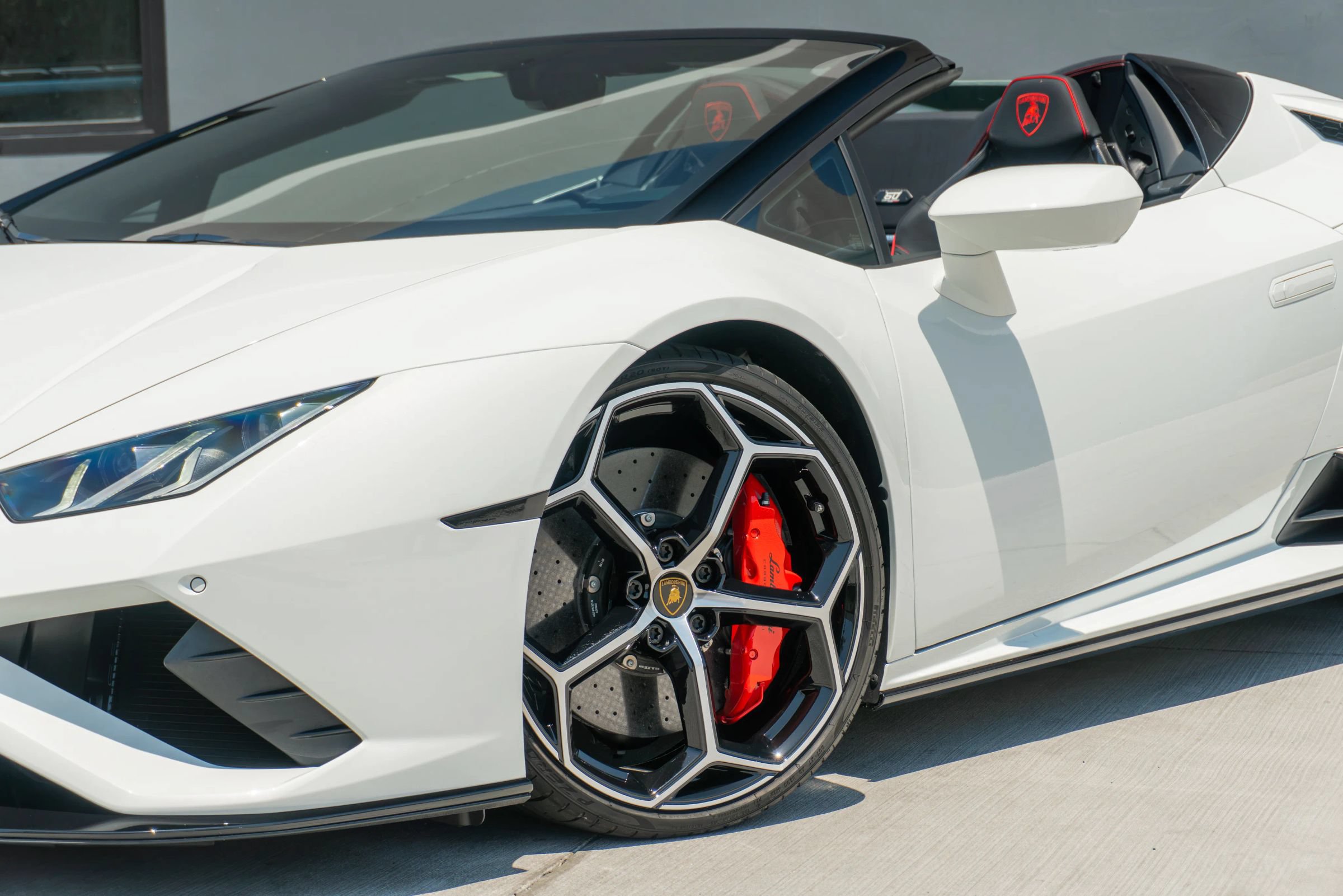 Used 2023 Lamborghini Huracan EVO RWD image 36