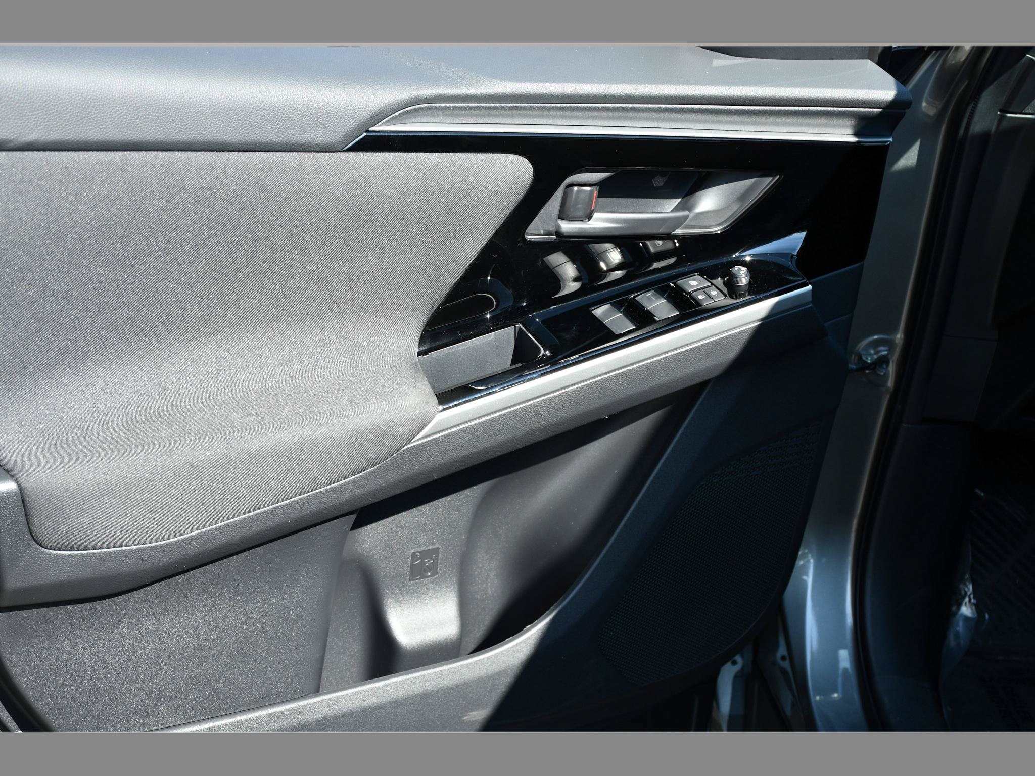 Certified 2023 Subaru Solterra AWD image 22