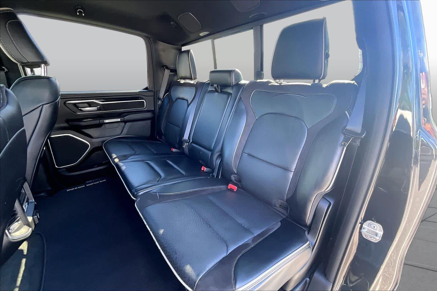 Used 2022 RAM 1500 Laramie AWD/4WD image 20