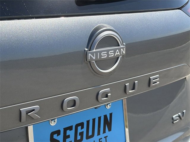Used 2024 Nissan Rogue SV image 30