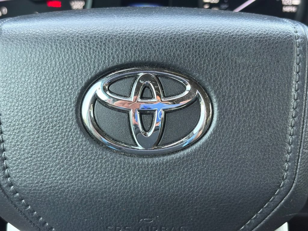 Used 2025 Toyota Tundra SR5 w/ SR5 Convenience Package AWD/4WD image 27
