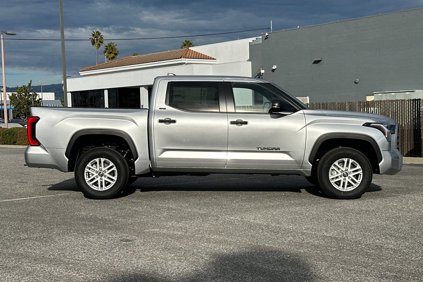 New 2026 Toyota Tundra SR5 image 3