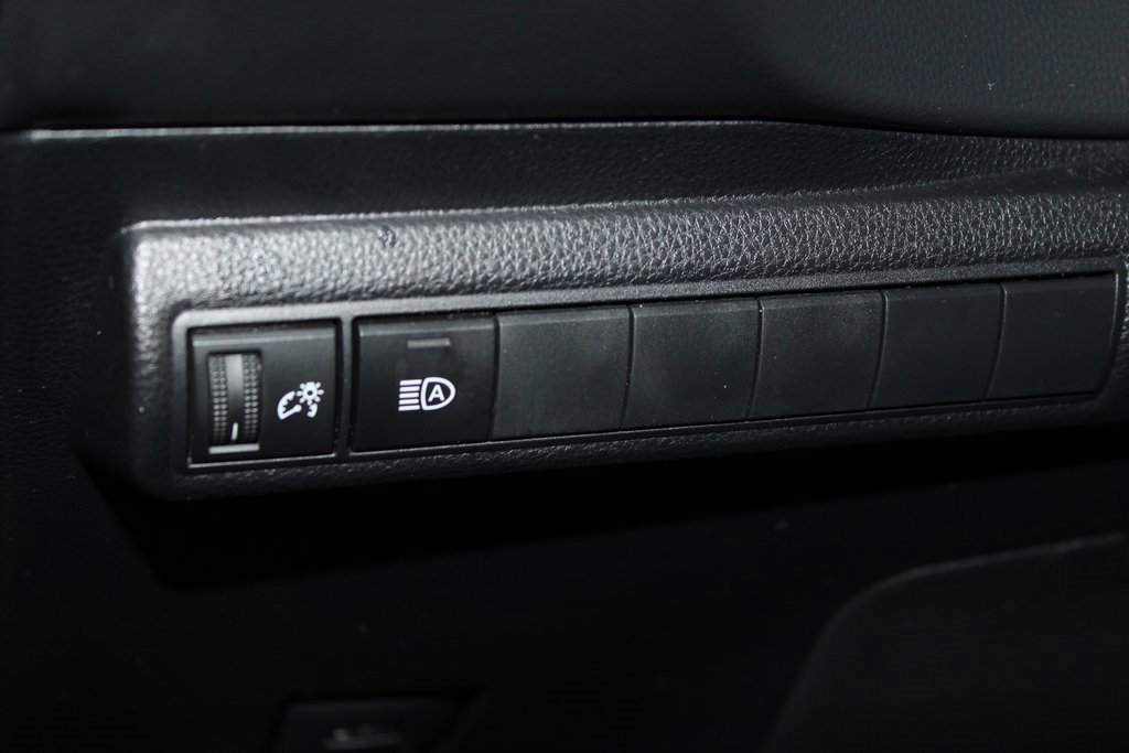 Used 2024 Toyota Corolla SE image 10