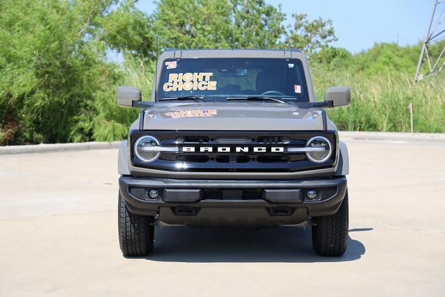 Used 2025 Ford Bronco Outer Banks video 2