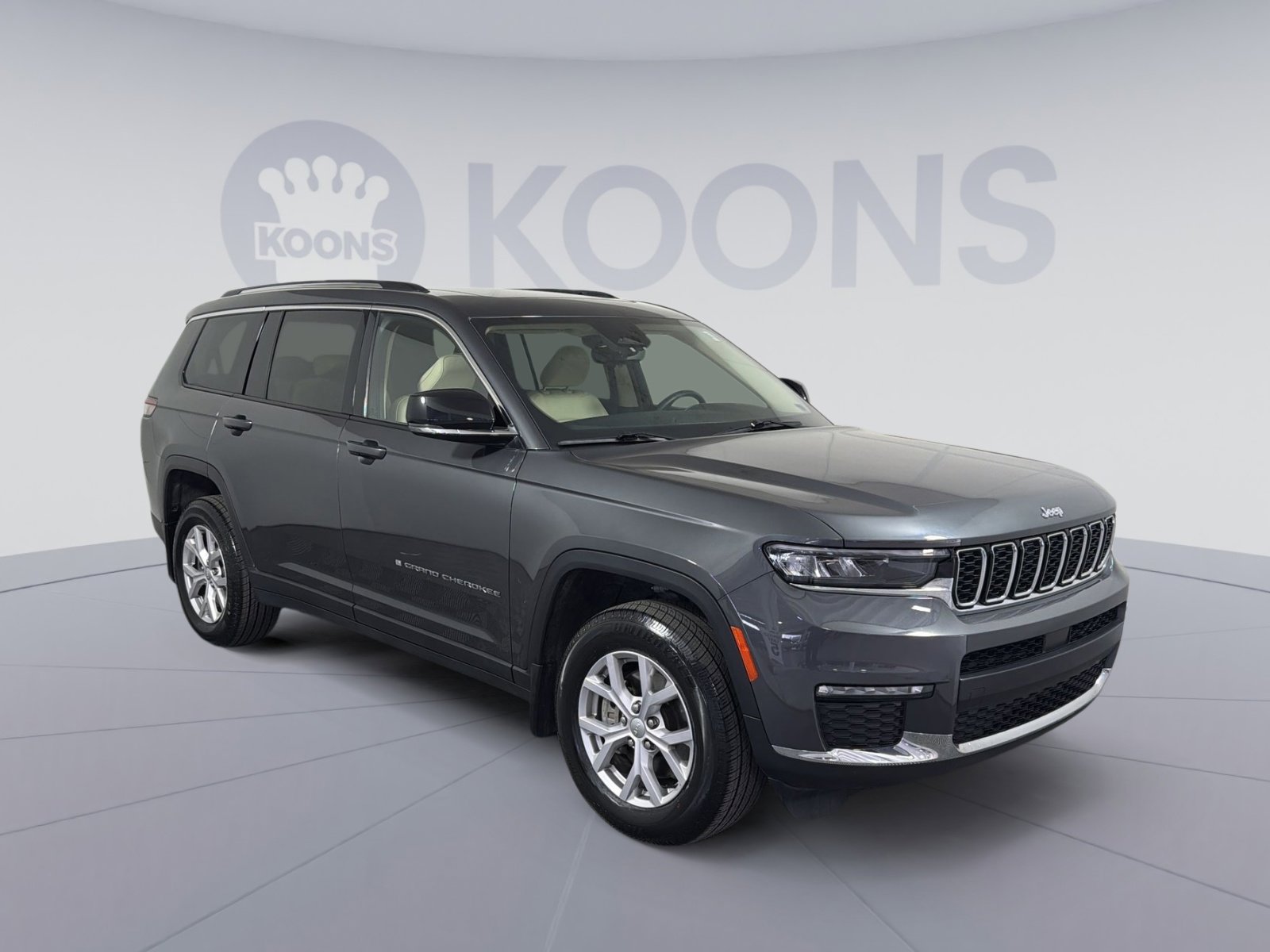 Used 2022 Jeep Grand Cherokee L Limited w/ MOPAR Finishing Package image 10