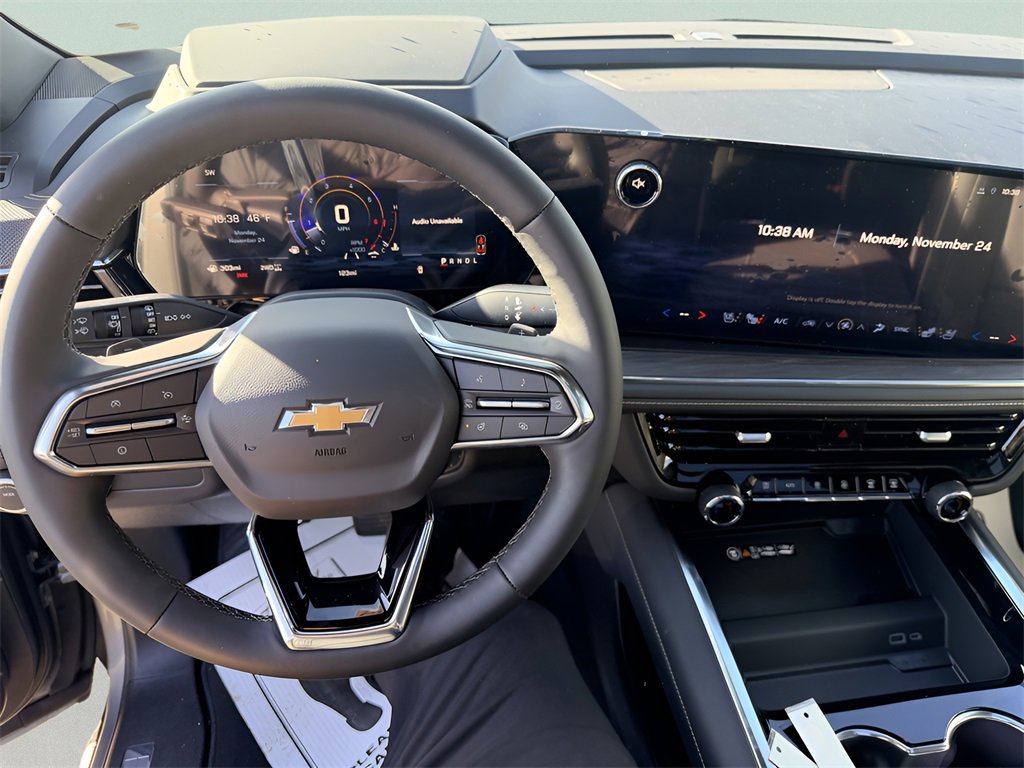 New 2026 Chevrolet Suburban Premier image 18