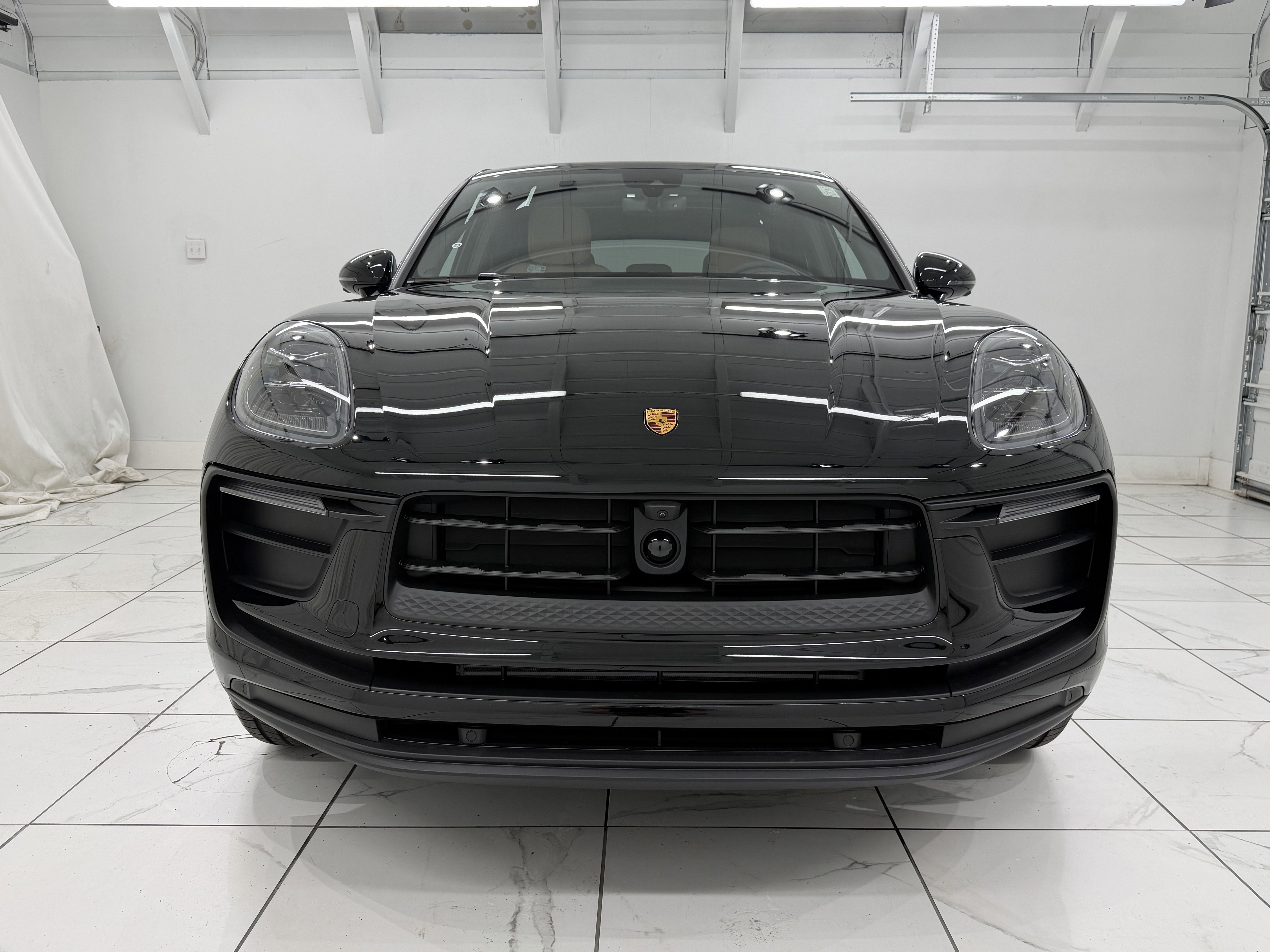 New 2026 Porsche Macan image 9
