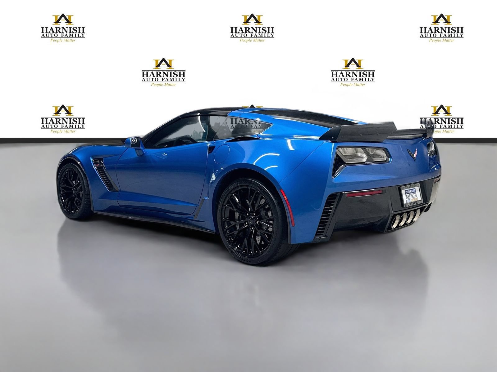 Used 2016 Chevrolet Corvette Z06 w/ 3LZ Preferred Equipment Group RWD image 9
