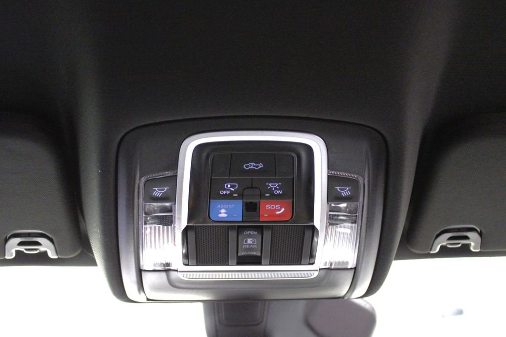 New 2026 RAM 1500 4x4 Crew Cab image 22