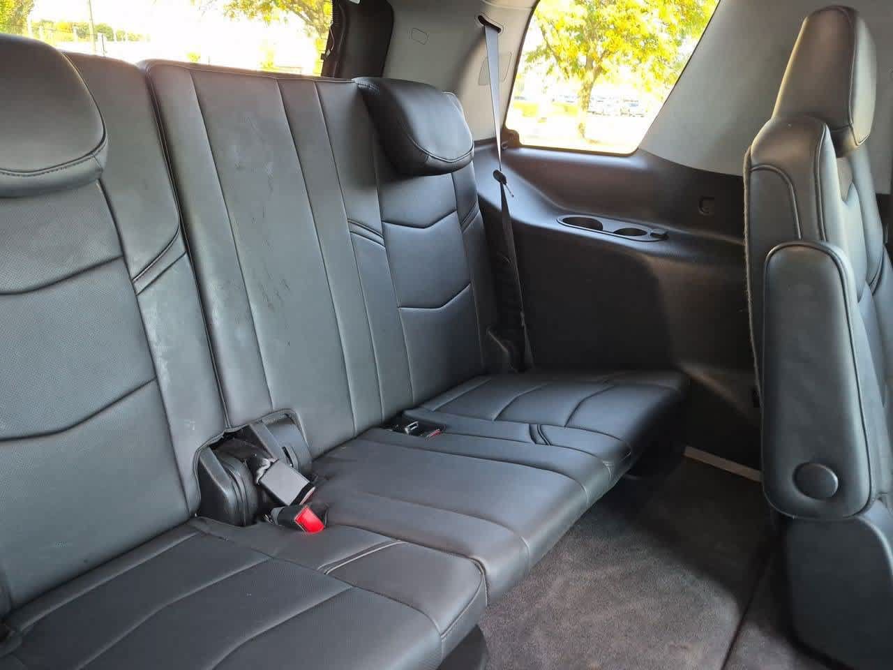 Used 2020 Cadillac Escalade Luxury AWD/4WD image 23