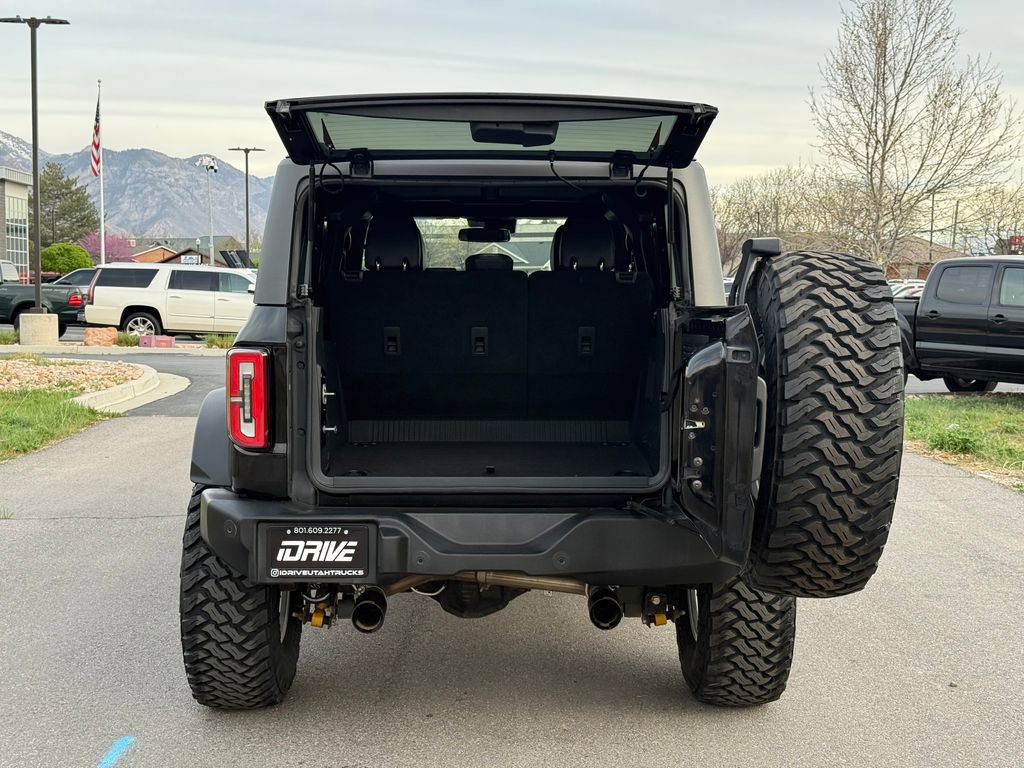 Used 2022 Ford Bronco Wildtrak image 13