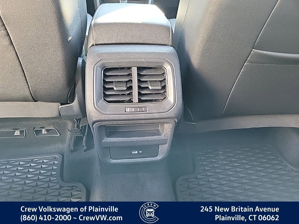 Certified 2023 Volkswagen Taos SE image 47
