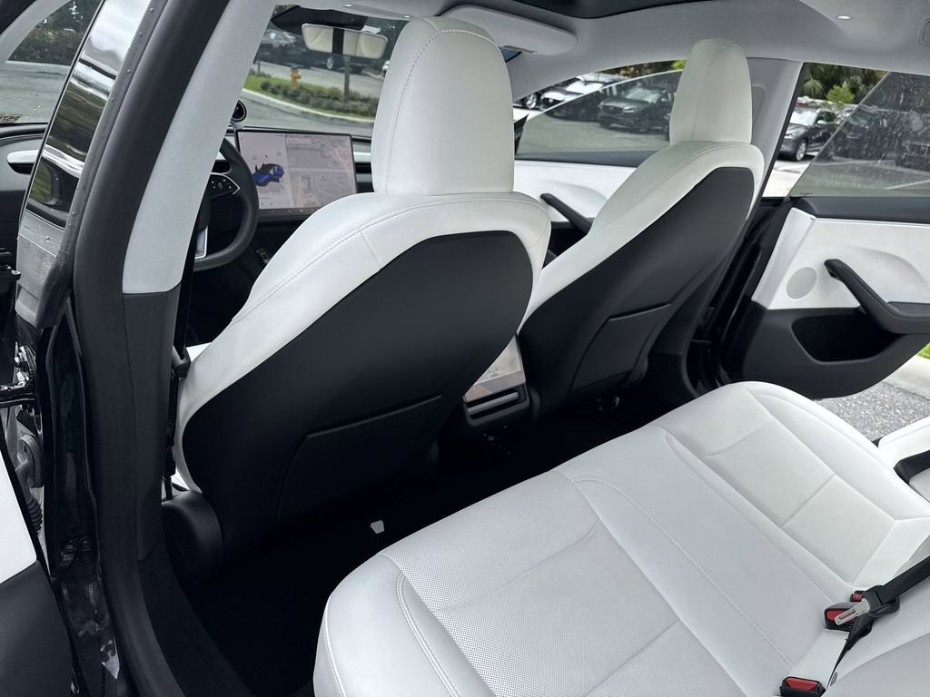 Used 2025 Tesla Model 3 Long Range image 34