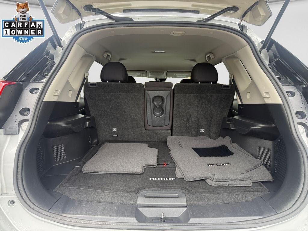 Used 2019 Nissan Rogue S AWD/4WD image 18