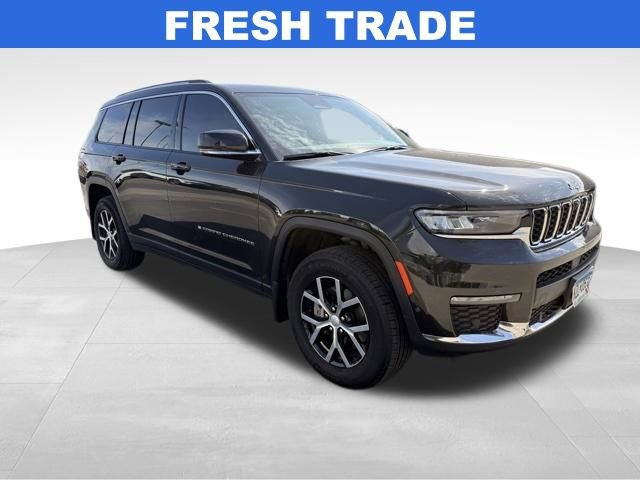 Used 2023 Jeep Grand Cherokee L Limited w/ Luxury Tech Group II AWD/4WD image 1
