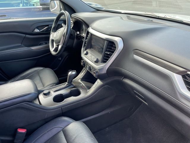 Used 2018 GMC Acadia SLT image 17