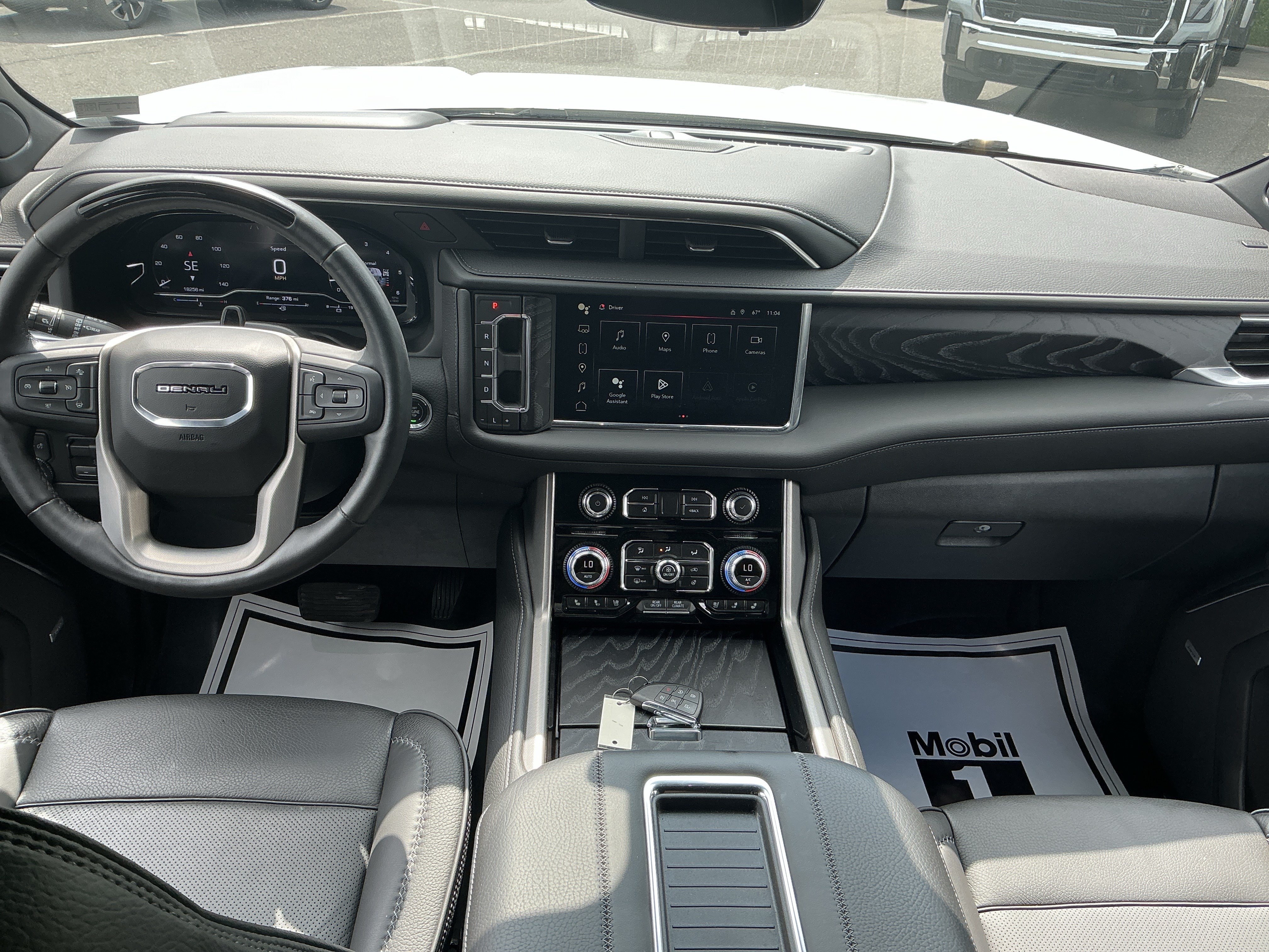 Used 2023 GMC Yukon Denali w/ Denali Reserve Package AWD/4WD image 13