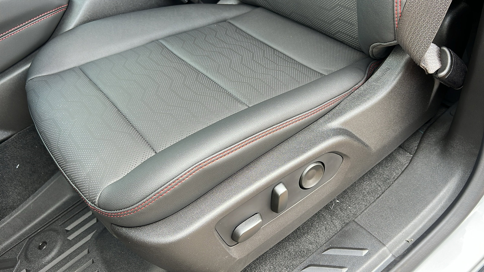 New 2026 Chevrolet Colorado Z71 w/ Technology Package image 19