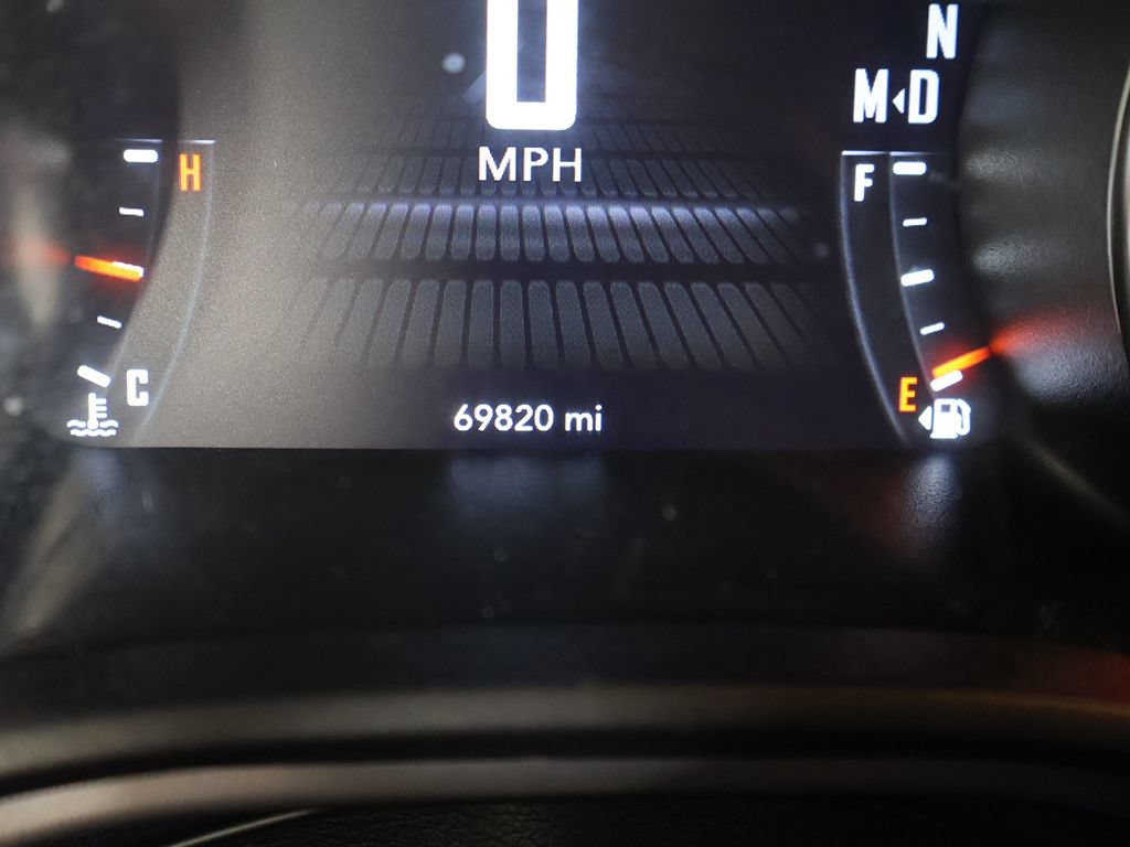 Used 2023 Dodge Challenger SXT RWD image 31