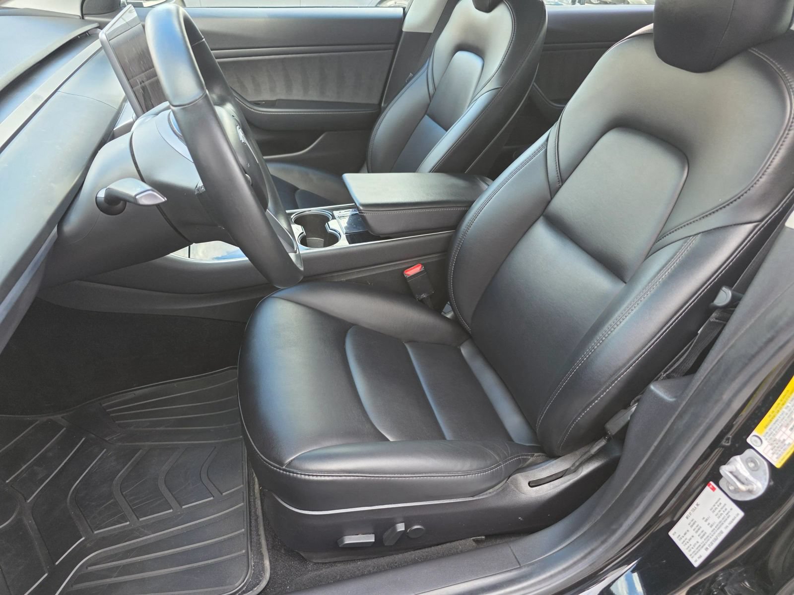 Used 2018 Tesla Model 3 Mid Range RWD image 11