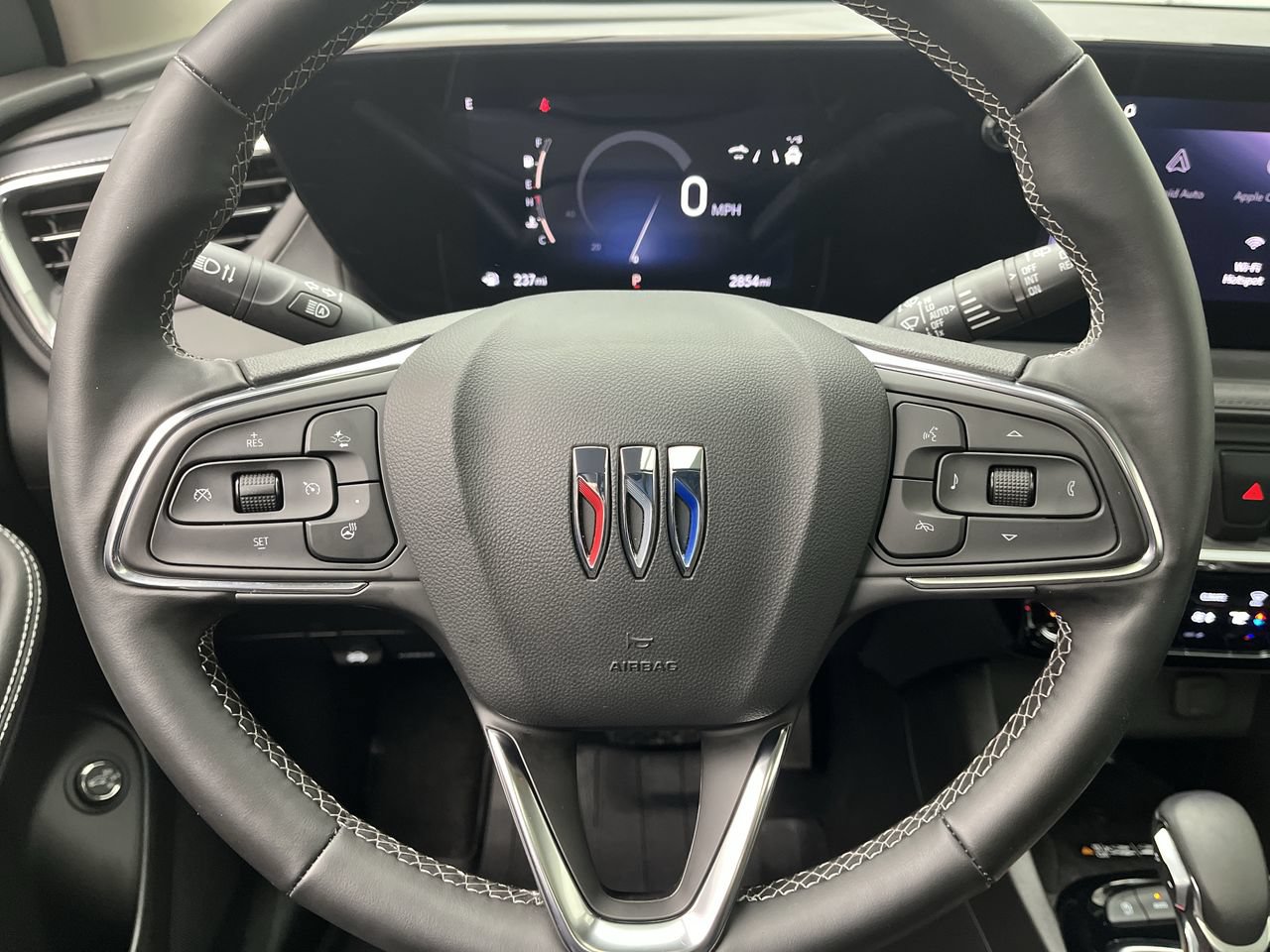 Used 2026 Buick Encore GX Avenir w/ Avenir Technology Package AWD/4WD image 15