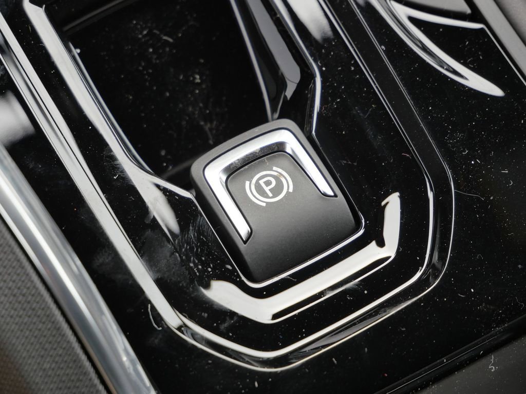 New 2026 GMC Canyon Elevation w/ Technology Package image 49