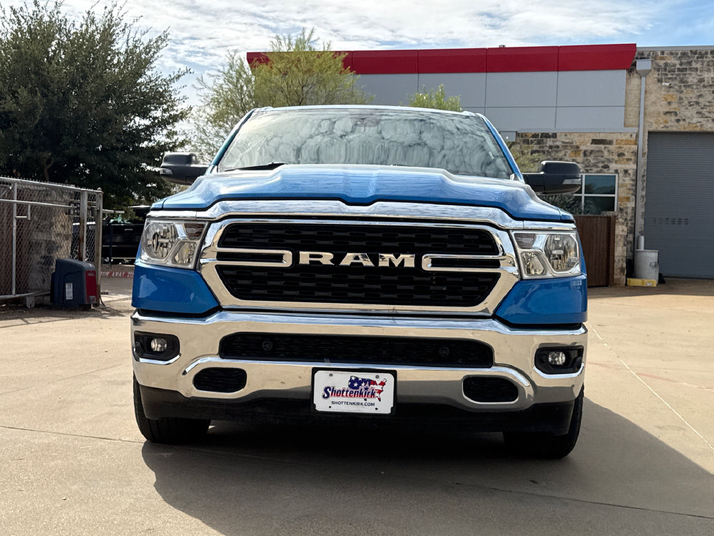 Used 2024 RAM 1500 Lone Star RWD image 2