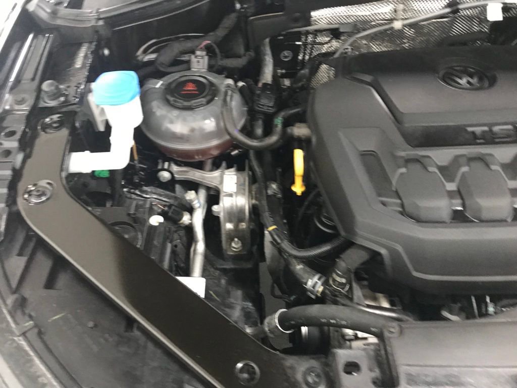 Used 2024 Volkswagen Tiguan SE image 39