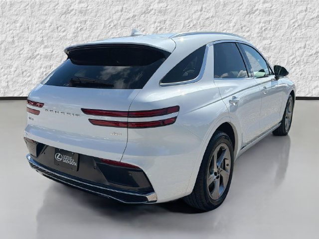 Used 2026 Genesis GV70 2.5T AWD/4WD image 3