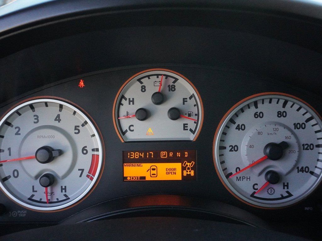 Used 2014 Nissan Titan PRO-4X w/ Pro-4x Luxury Package image 35