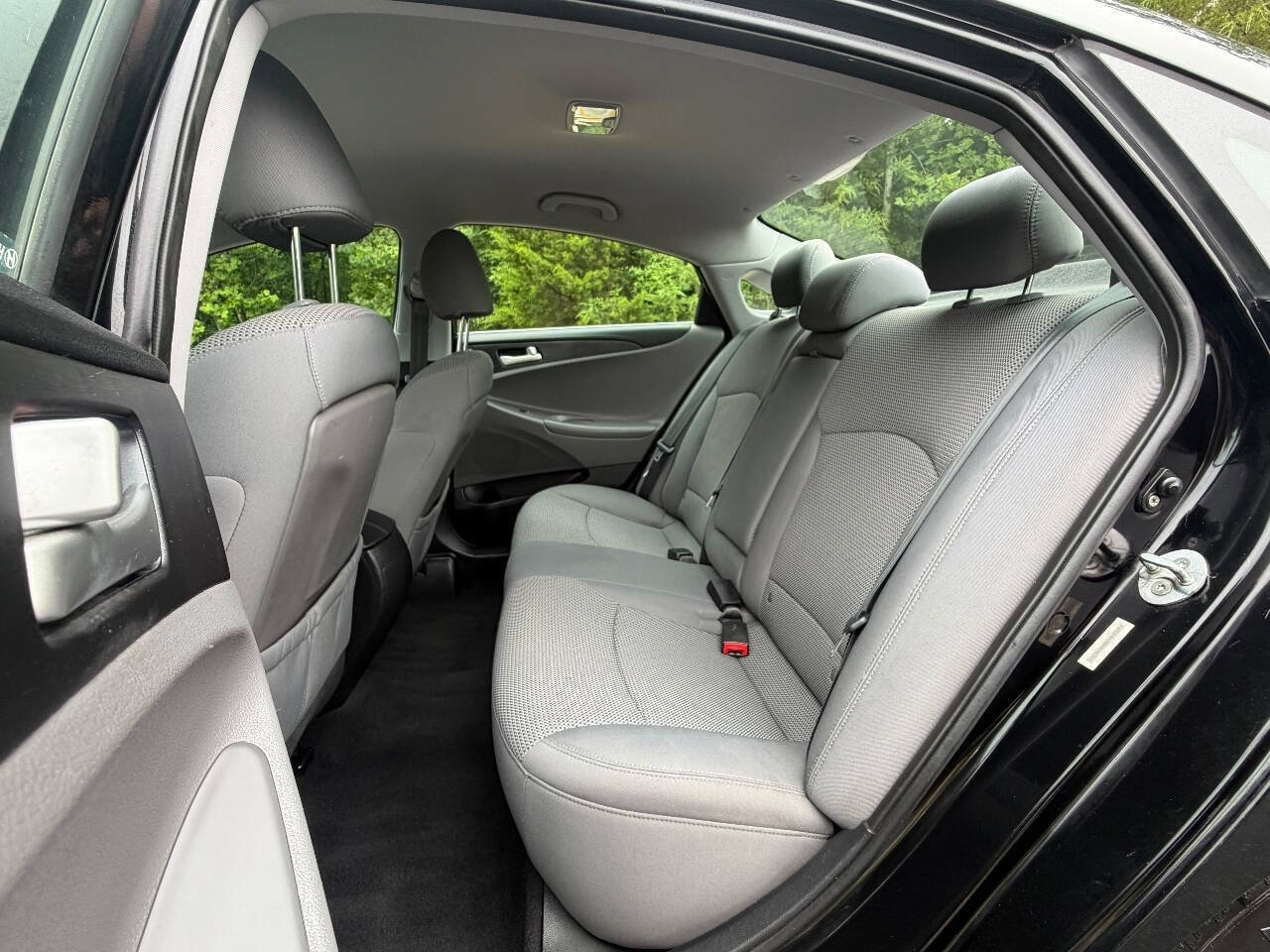 Used 2011 Hyundai Sonata GLS FWD image 13