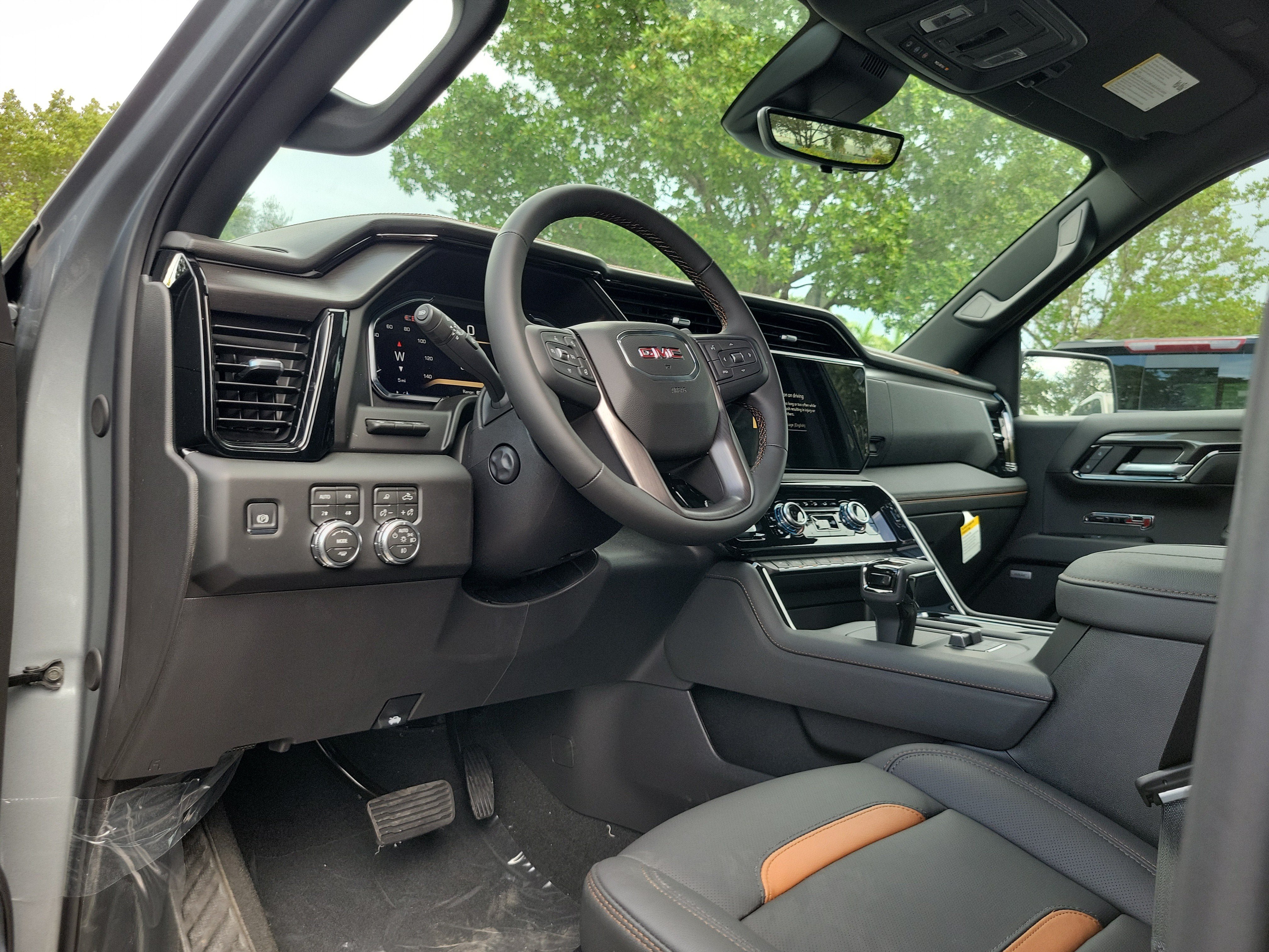 New 2026 GMC Sierra 1500 AT4 w/ AT4 Premium Package AWD/4WD image 7