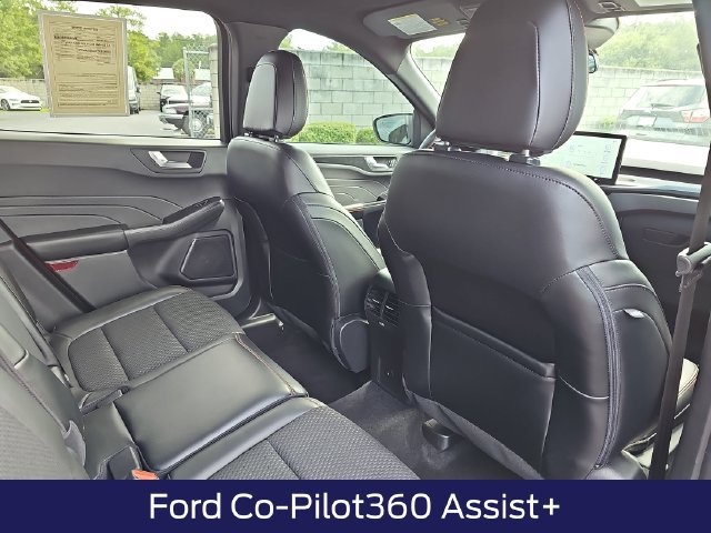 Certified 2024 Ford Escape ST-Line w/ Tech Pack #1 FWD image 13