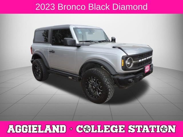 Used 2023 Ford Bronco Black Diamond image 1