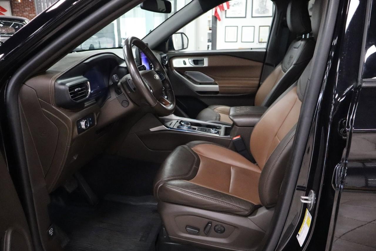 Used 2021 Ford Explorer King Ranch w/ Premium Technology Package AWD/4WD image 11