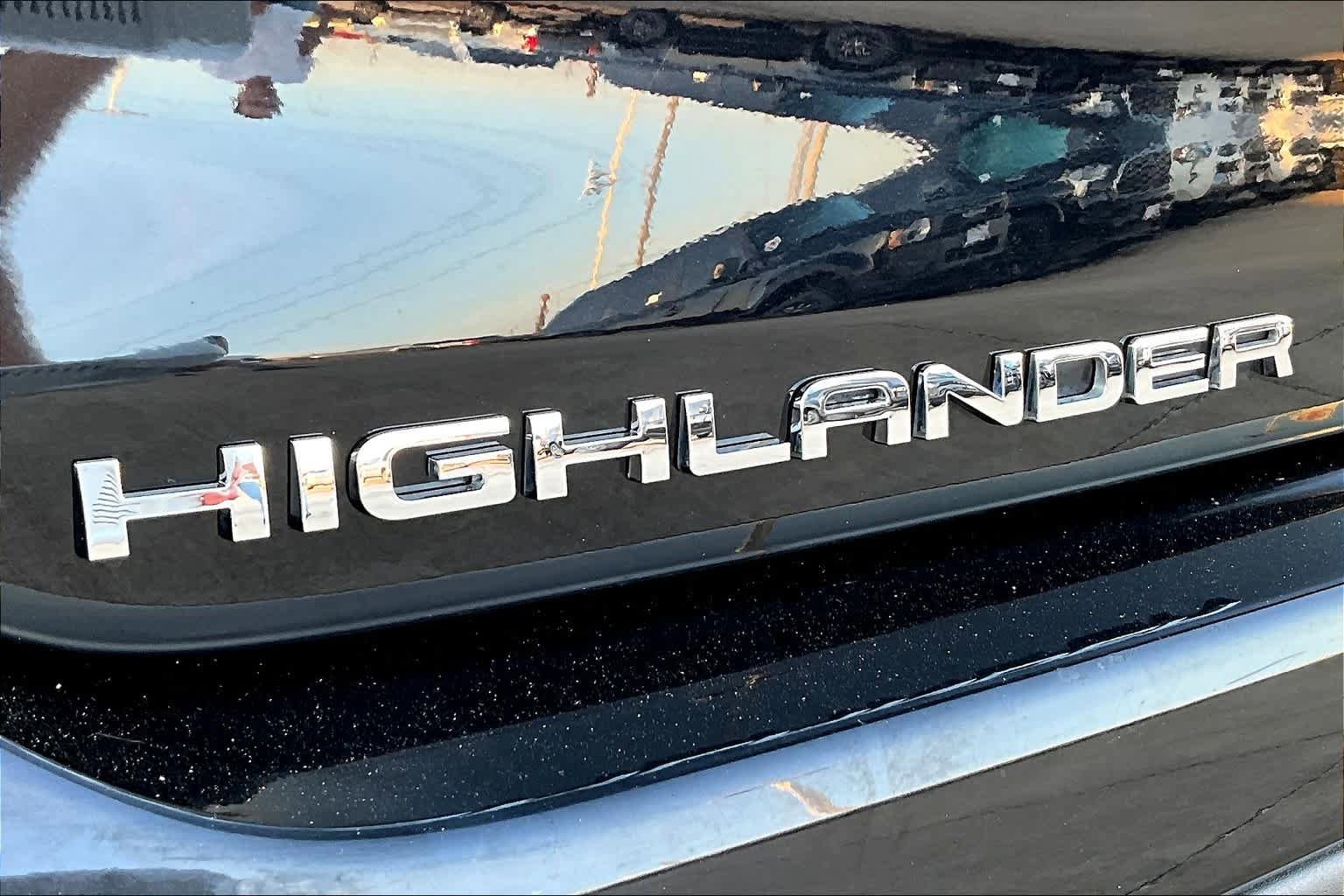 Used 2023 Toyota Highlander XLE FWD image 31
