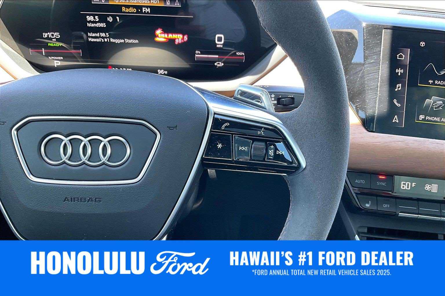 Used 2023 Audi e-tron GT Premium Plus AWD/4WD image 25
