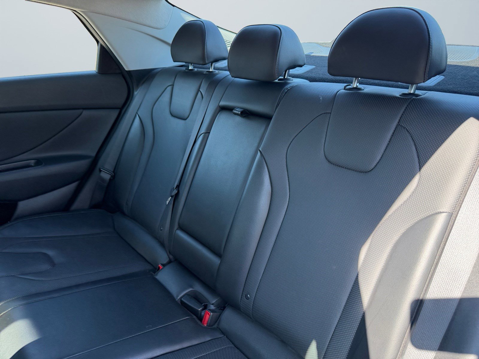 Certified 2023 Hyundai Elantra Limited image 15