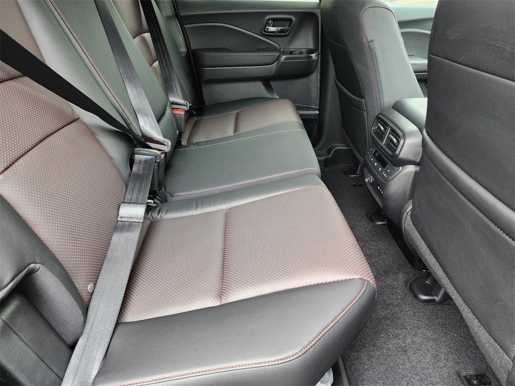 Used 2024 Honda Ridgeline Black Edition image 22