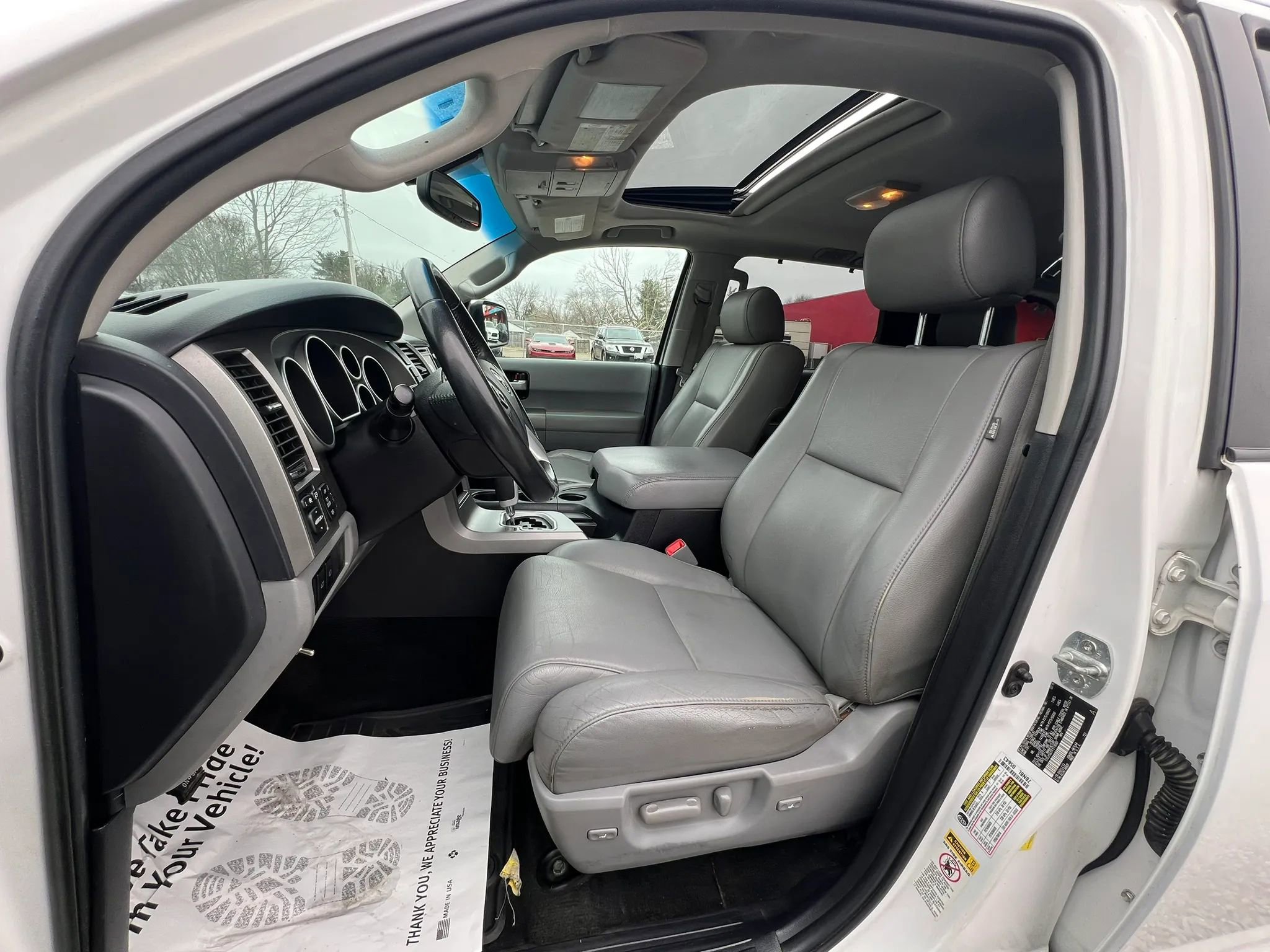 Used 2015 Toyota Sequoia Limited image 11